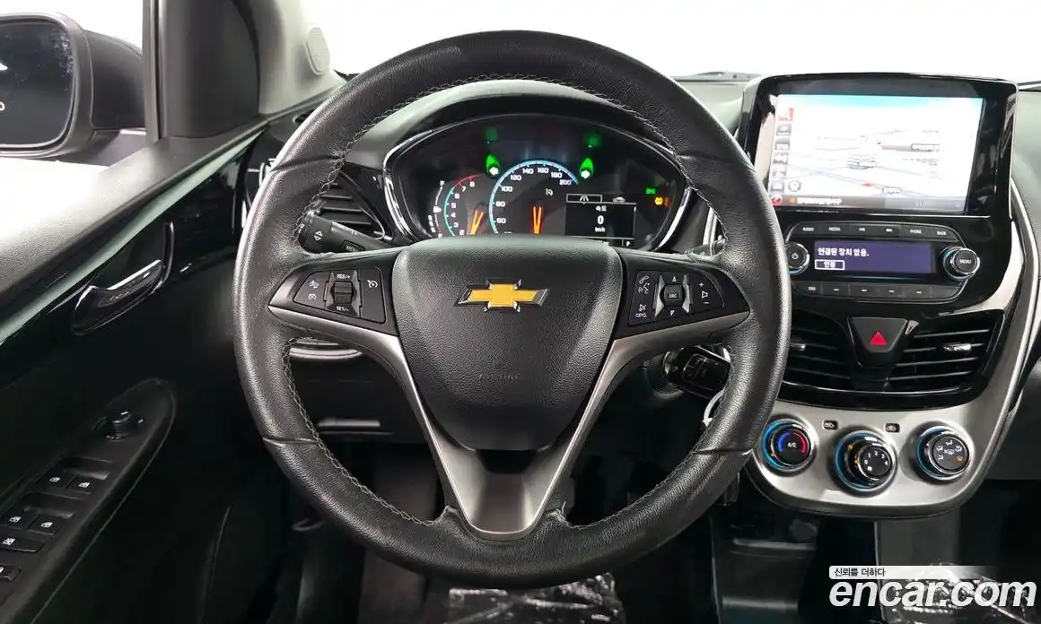 Chevrolet Spark 2016 1.0 гидро в Москве, фото 19