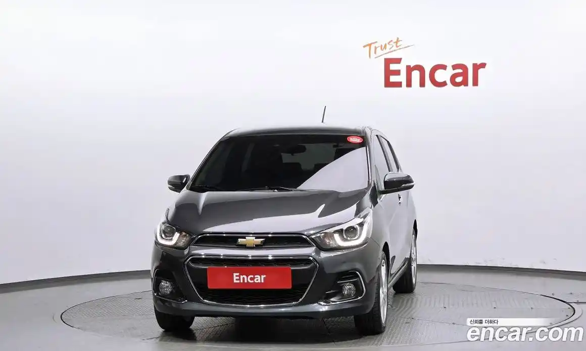 Chevrolet Spark 2016 1.0 гидро в Москве, фото 3