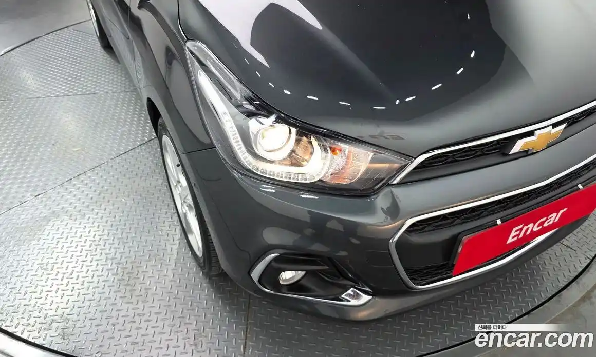 Chevrolet Spark 2016 1.0 гидро в Москве, фото 8