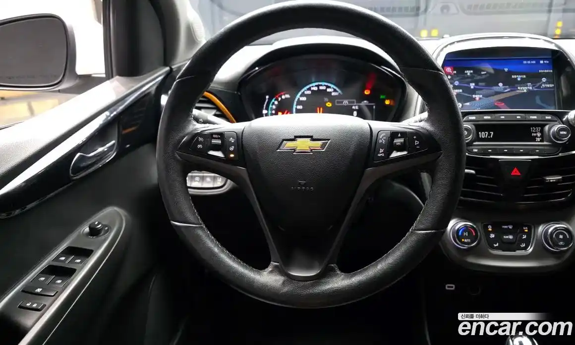 Chevrolet Spark 2018 1.0 гидро в Москве, фото 13