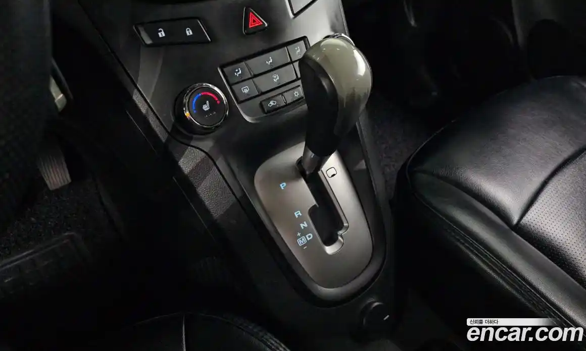 Chevrolet Orlando 2013 2.0 гидро в Москве № 1908082, фото 9
