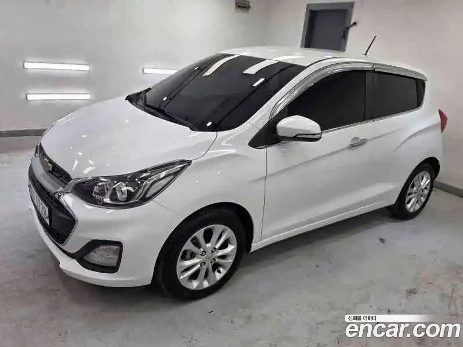 Chevrolet Spark 2019 1.0 гидро в Москве № 1908157, фото 3