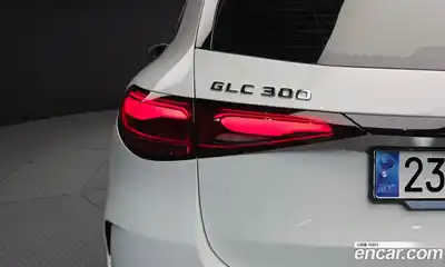 Mercedes-Benz GLC-Class 2024 2.0 гидро в Москве № 1908385, миниатюра 9