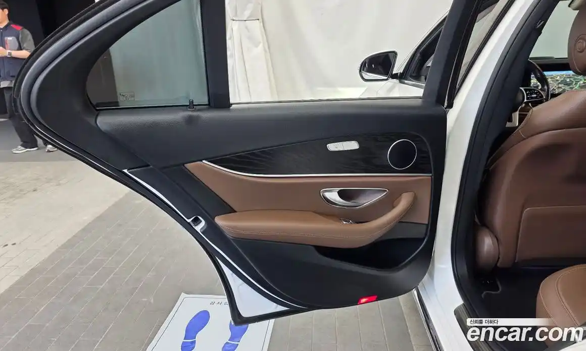 Mercedes-Benz E-Class 2019 1.9 гидро в Москве № 1908412, фото 14