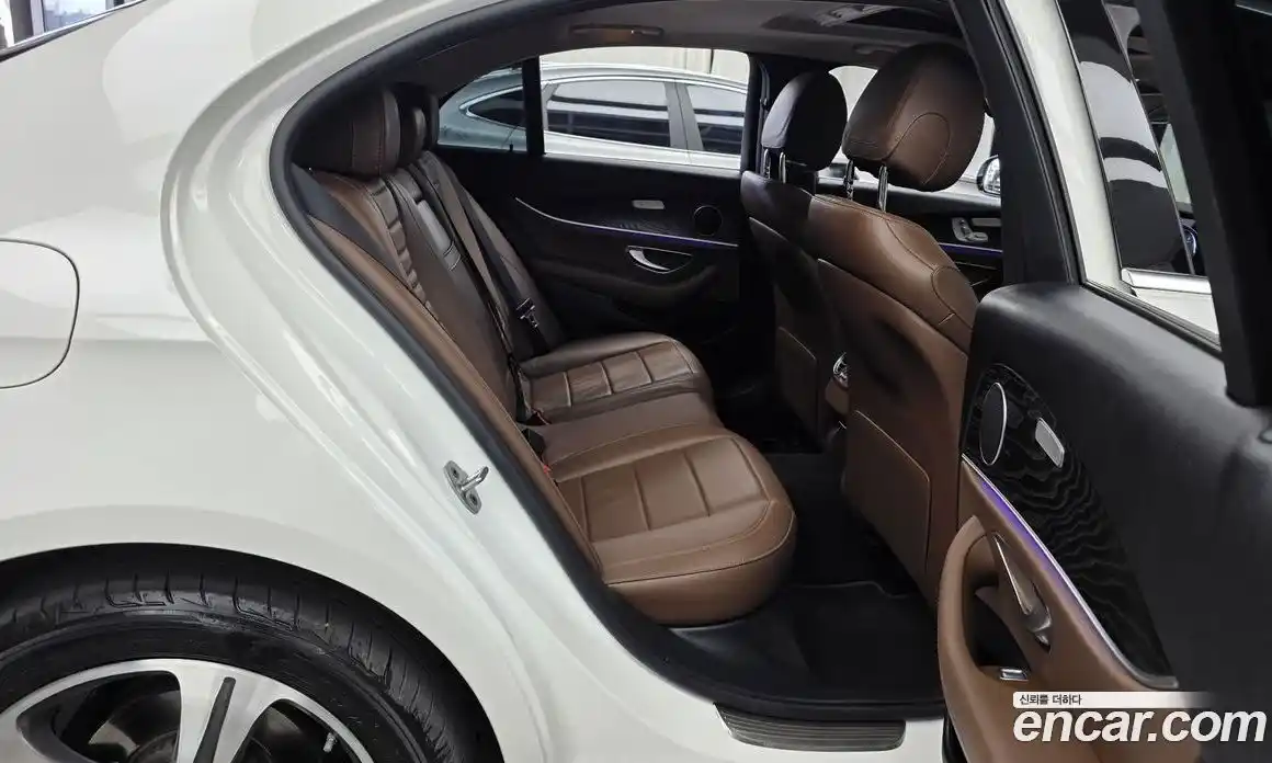 Mercedes-Benz E-Class 2019 1.9 гидро в Москве № 1908412, фото 17