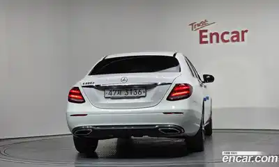 Mercedes-Benz E-Class 2019 1.9 гидро в Москве № 1908412, миниатюра 3