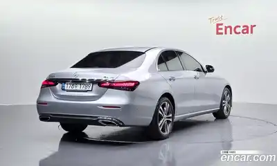 Mercedes-Benz E-Class 2021 2.0 гидро в Москве № 1908910, миниатюра 2
