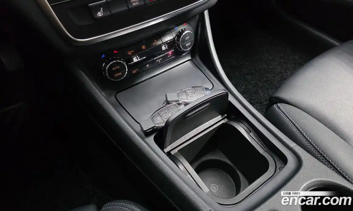 Mercedes-Benz GLA-Class 2017 2.1 гидро в Москве № 1909141, фото 9