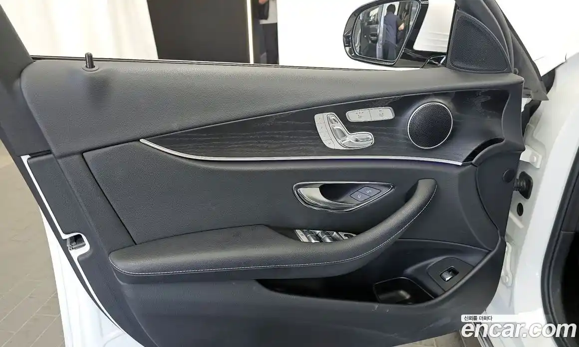 Mercedes-Benz E-Class 2017 2.0 гидро в Москве № 1909496, фото 14