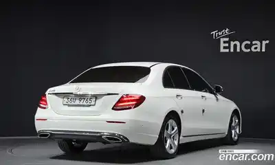 Mercedes-Benz E-Class 2017 2.0 гидро в Москве № 1909496, миниатюра 2
