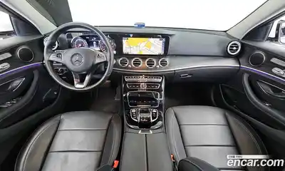 Mercedes-Benz E-Class 2017 2.0 гидро в Москве № 1909496, миниатюра 10