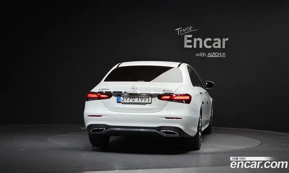 Mercedes-Benz E-Class 2020 1.9 гидро в Москве № 1909553, фото 4