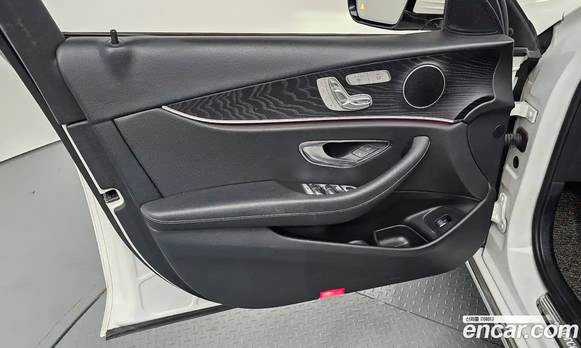 Mercedes-Benz E-Class 2019 1.9 гидро в Москве № 1910176, фото 14