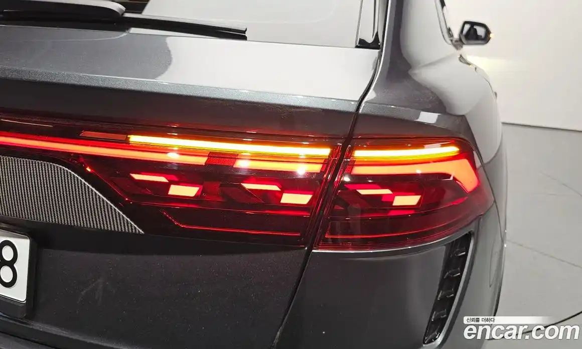 Audi RSQ8 2025 4.0 гидро в Москве № 1910497, фото 9