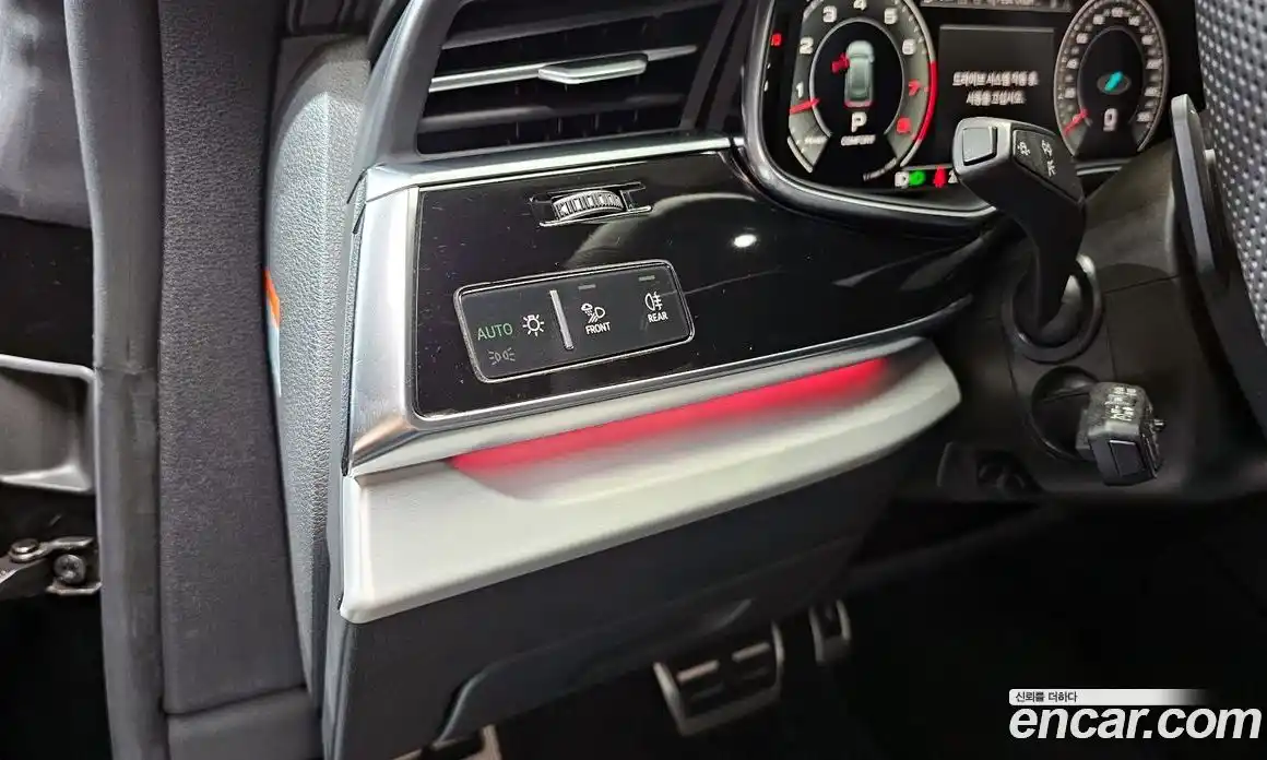 Audi Q8 2023 3.0 гидро в Москве № 1910706, фото 22