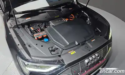 Audi e-tron 2022 0.2 гидро в Москве № 1910849, миниатюра 6