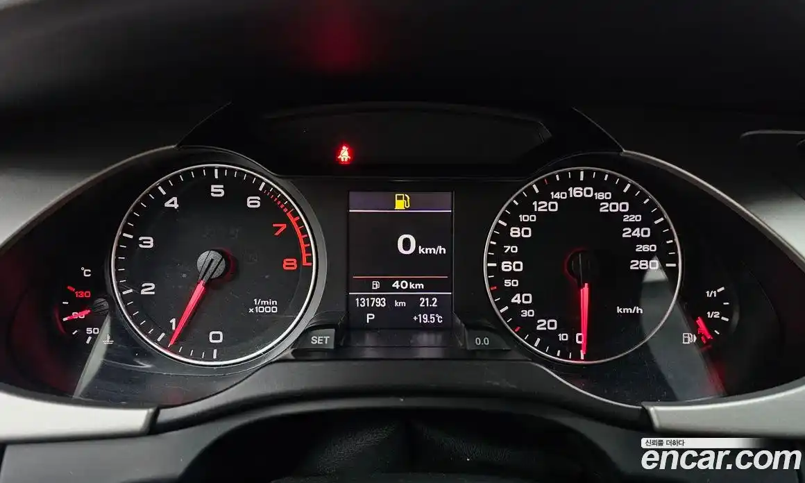 Audi A4 2011 2.0 гидро в Москве № 1911496, фото 8