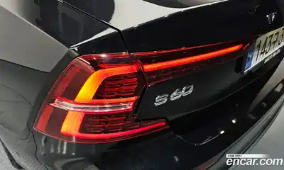 Volvo S60 2023 2.0 гидро в Москве № 1912812, миниатюра 9