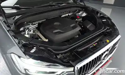 Volvo XC60 2020 2.0 гидро в Москве № 1912899, миниатюра 6