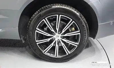 Volvo XC60 2020 2.0 гидро в Москве № 1912899, миниатюра 7