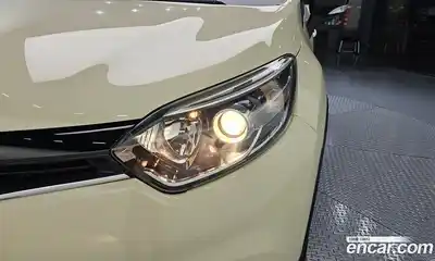 Renault QM3 2015 1.5 гидро в Москве № 1912994, миниатюра 8