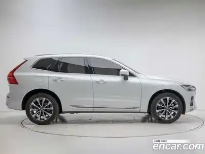 Volvo XC60 2023 2.0 гидро в Москве № 1913494, миниатюра 3