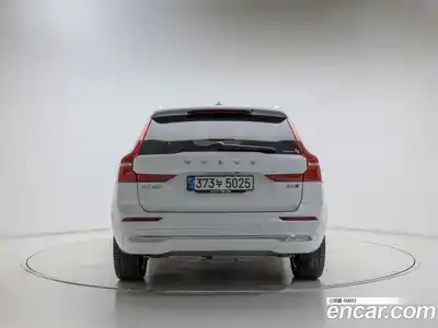 Volvo XC60 2023 2.0 гидро в Москве № 1913494, миниатюра 4