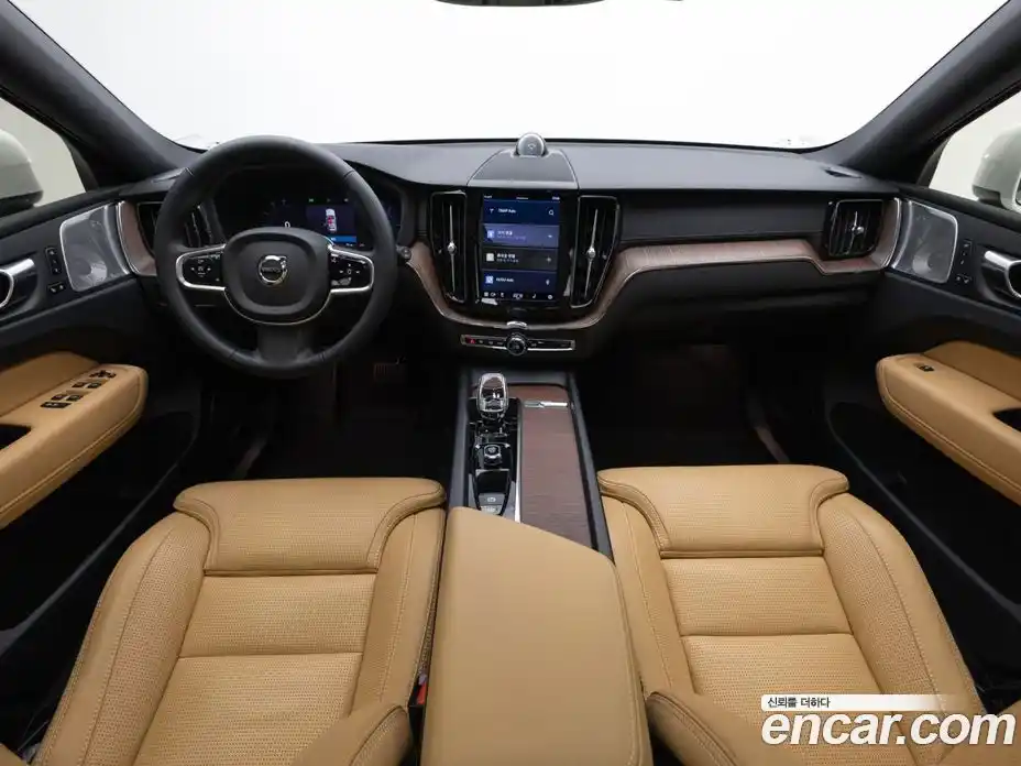 Volvo XC60 2023 2.0 гидро в Москве № 1913494, фото 7