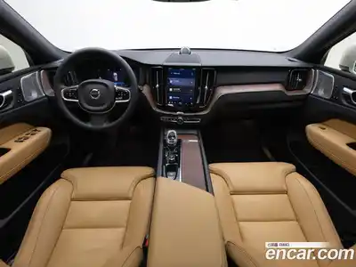 Volvo XC60 2023 2.0 гидро в Москве № 1913494, миниатюра 7