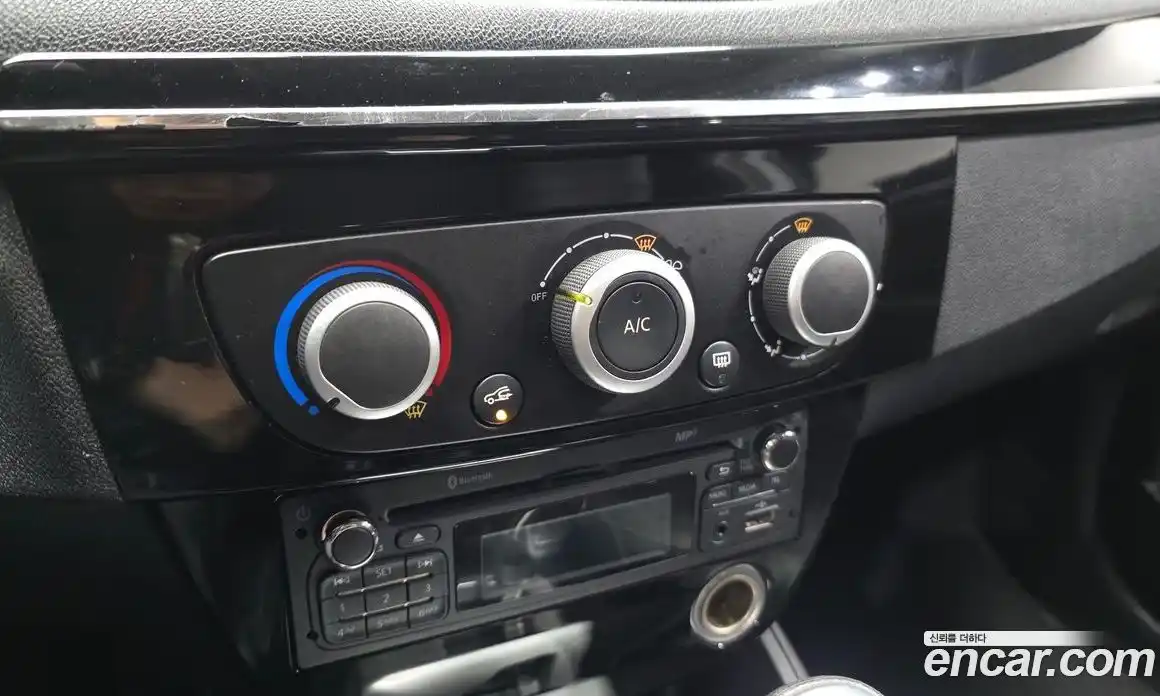 Renault SM3 2015 1.6 гидро в Москве № 1913584, фото 18