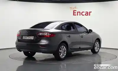 Renault SM3 2015 1.6 гидро в Москве № 1913584, миниатюра 2