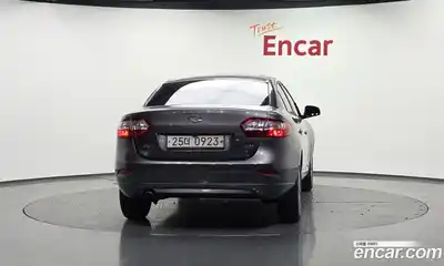 Renault SM3 2015 1.6 гидро в Москве № 1913584, миниатюра 4