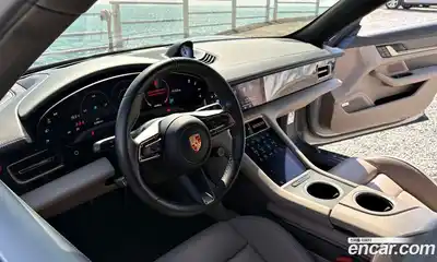 Porsche Taycan 2023 0.1 гидро в Москве № 1914448, миниатюра 11
