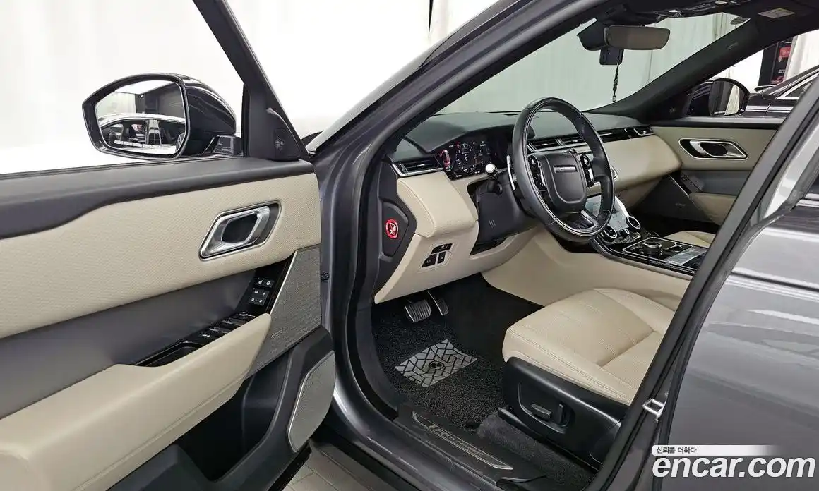 Land Rover Range-Rover Velar 2018 3.0 гидро в Москве № 1914748, фото 13