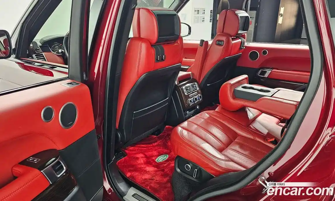 Land Rover Range-Rover 2016 5.0 гидро в Москве № 1914751, фото 11