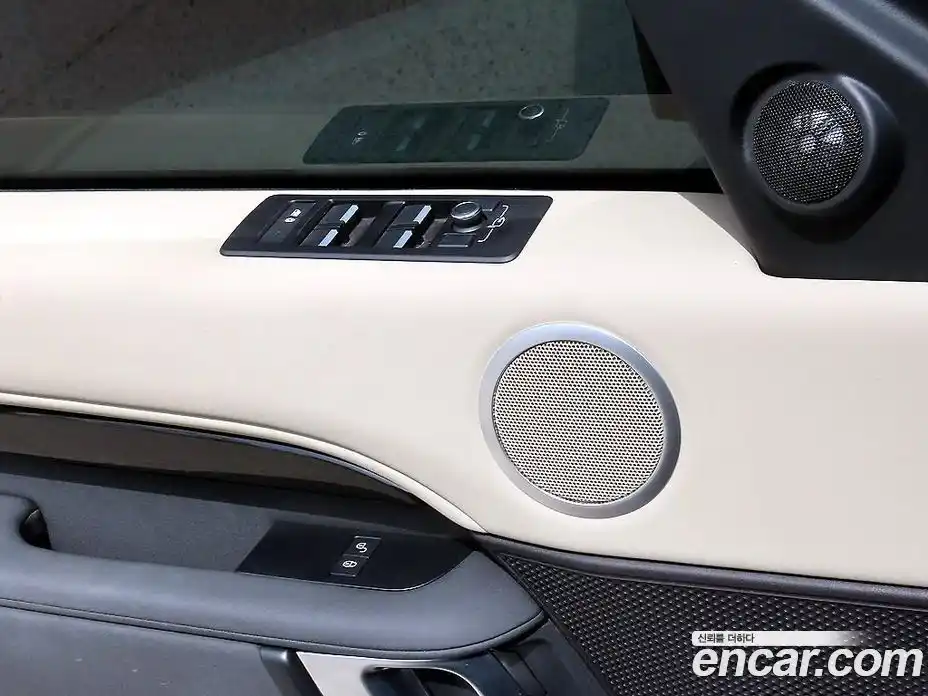 Land Rover Discovery 2019 3.0 гидро в Москве № 1915404, фото 11