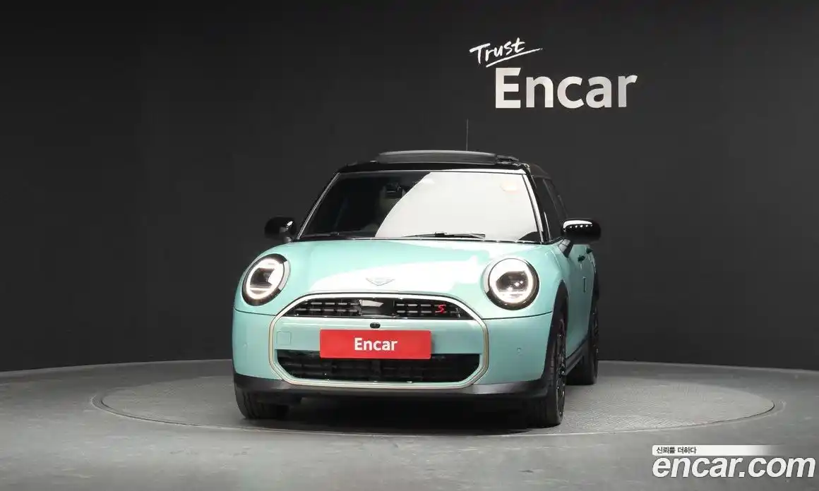 Mini Cooper 2024 2.0 гидро в Москве № 1915569, фото 3