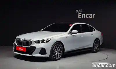 BMW 5-Series, 2025