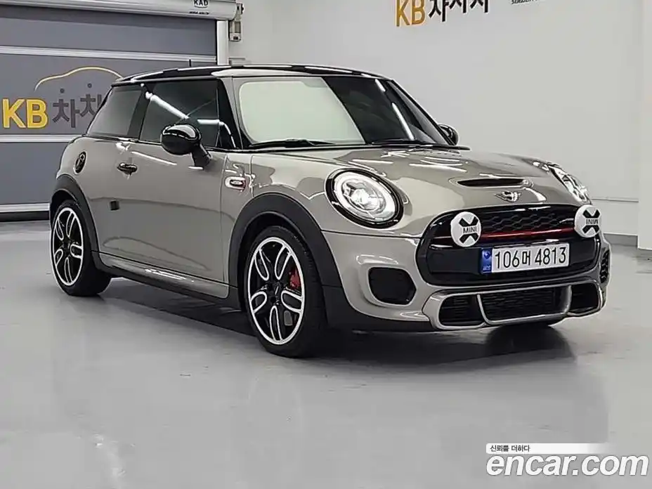 Mini Cooper 2017 2.0 гидро в Москве № 1916325, фото 4