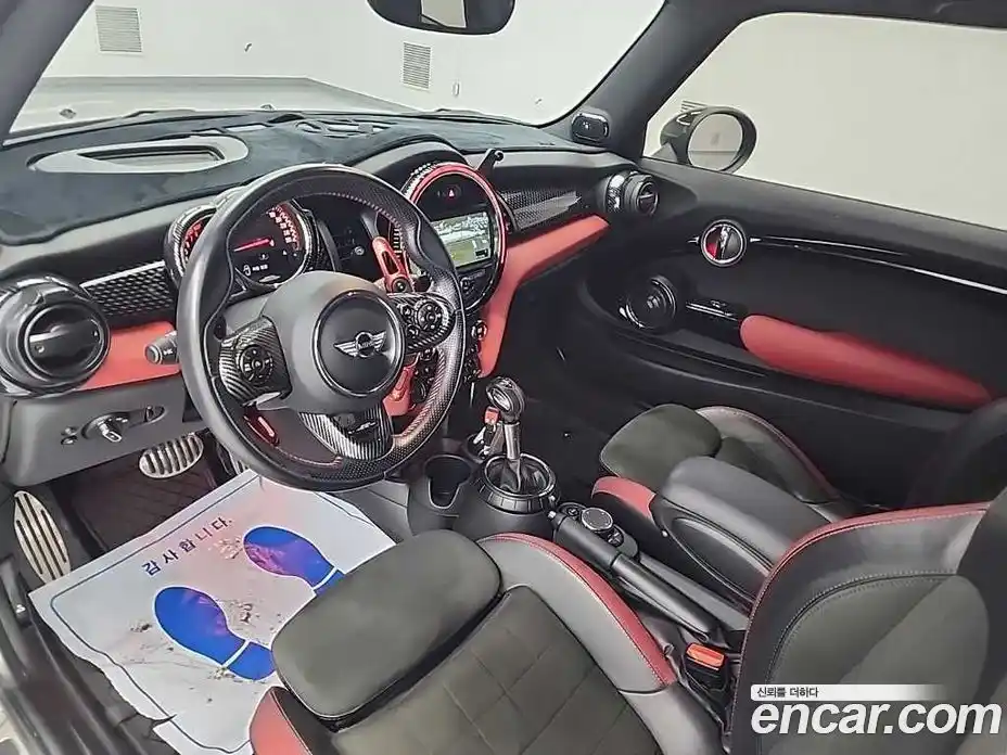 Mini Cooper 2017 2.0 гидро в Москве № 1916325, фото 7