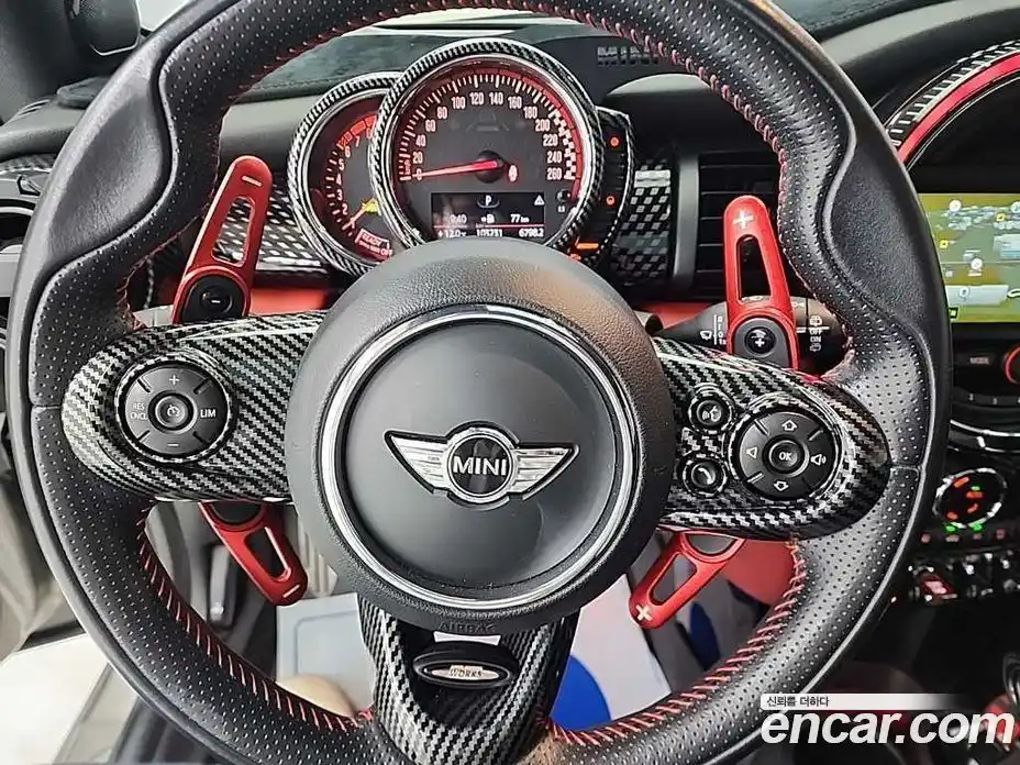 Mini Cooper 2017 2.0 гидро в Москве № 1916325, фото 9