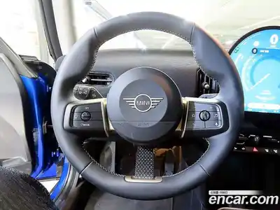 Mini Cooper 2025 2.0 гидро в Москве № 1916482, миниатюра 8