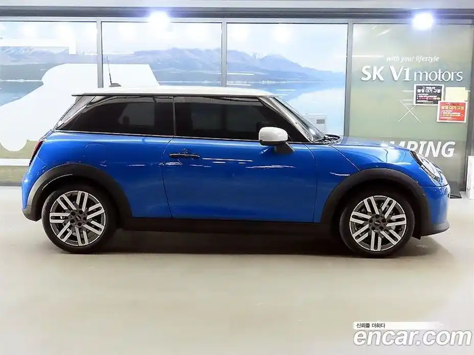 Mini Cooper 2025 2.0 гидро в Москве № 1916483, фото 3