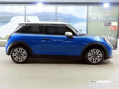 Mini Cooper 2025 2.0 гидро в Москве № 1916483, миниатюра 3