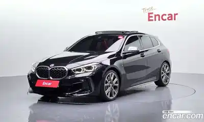 BMW 1-Series, 2022