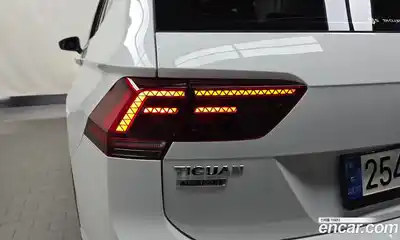 Volkswagen Tiguan 2020 2.0 гидро в Москве № 1917637, миниатюра 9