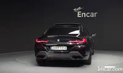 BMW 8-Series 2023 4.4 гидро в Москве № 1917743, миниатюра 4