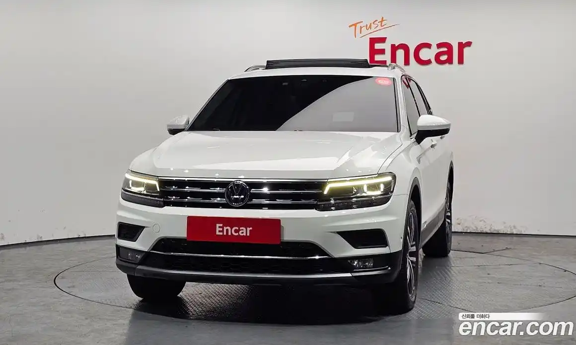 Volkswagen Tiguan 2018 2.0 гидро в Москве № 1917951, фото 3