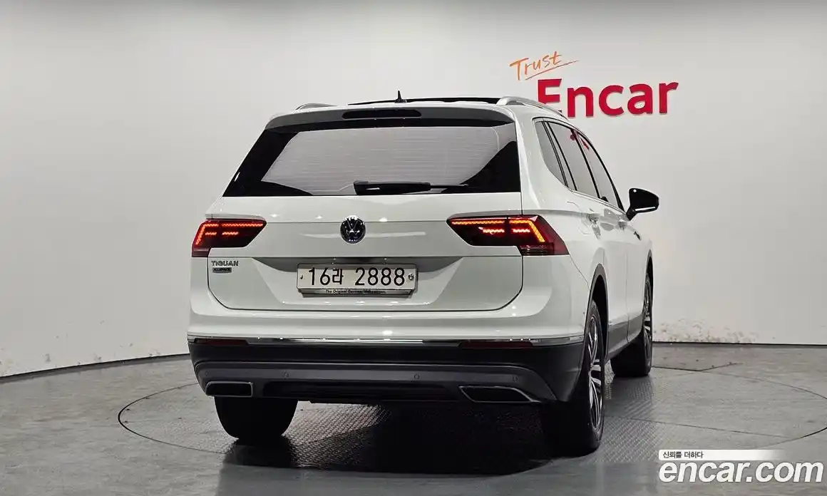 Volkswagen Tiguan 2018 2.0 гидро в Москве № 1917951, фото 4