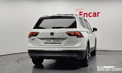 Volkswagen Tiguan 2018 2.0 гидро в Москве № 1917951, миниатюра 4
